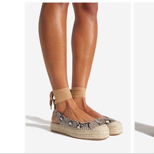 NWT Shoe dazzle Julianne Ankle Tie Flatform Espadrille Sandals Size 7